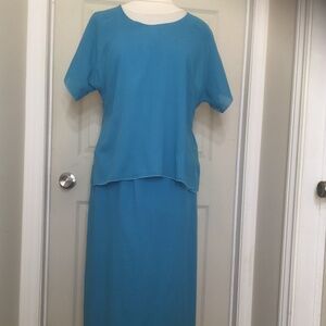 Linda Lundstrom for Tilley aqua summer set, top and skirt sz. small